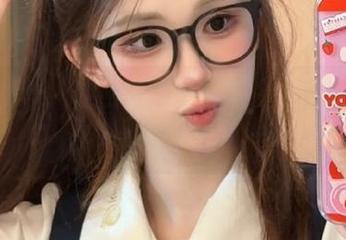 在51cg吃瓜网，热心的朝阳群众和你分享传送门里的瓜