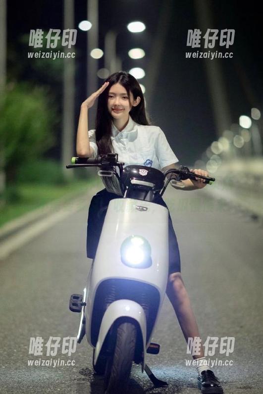 吃瓜界的黑洞cggolive网页版，才不需要多说，收藏先，吃瓜慢慢来。