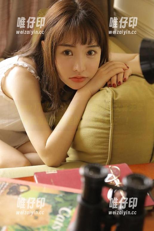 下载‘cgw’，我可能又将无意间成为朋友圈里的‘八卦女王’！
