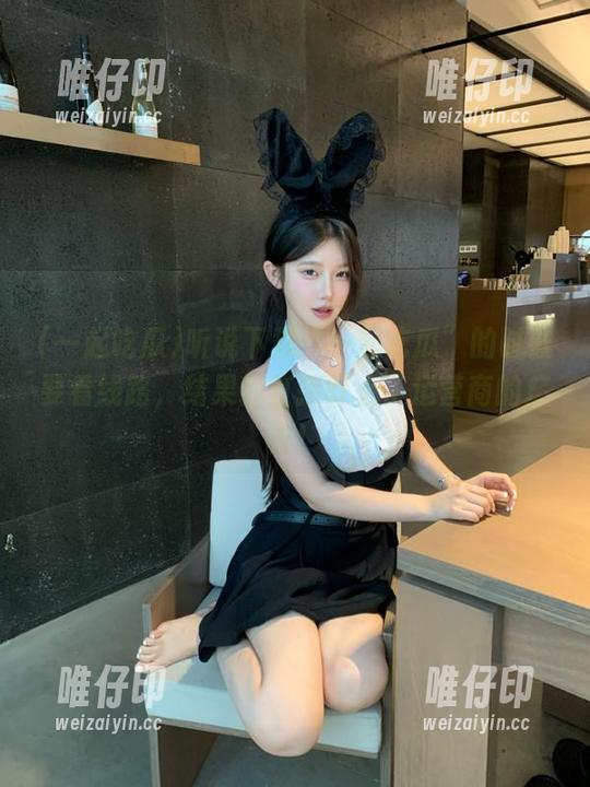 听说下载“一起吃瓜”的时候要看线路，结果我直接盯上了运营商的广告！