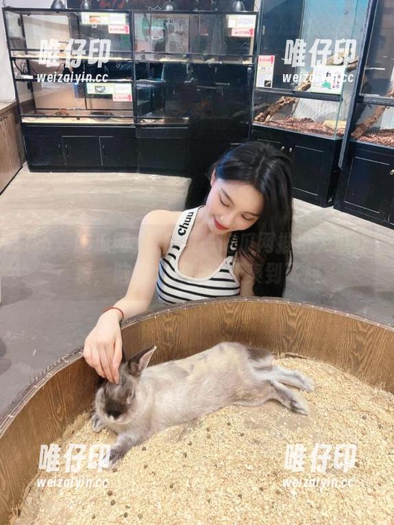 今日五一吃瓜网推出大瓜炸裂，脑洞大开的一天爽到飞起