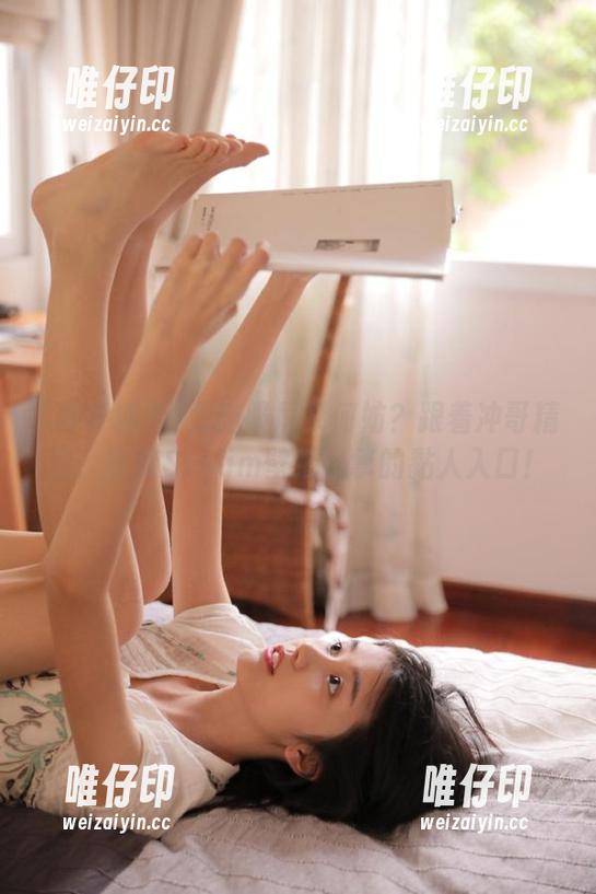 无脑吸屏又何妨？跟着冲哥精选，探索Steam壁纸引擎的黏人入口！