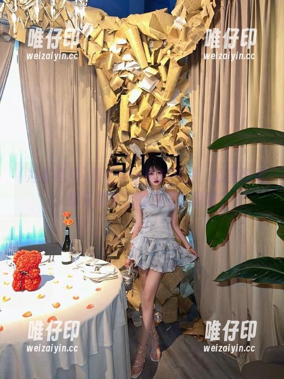 冲哥黑料 观看冲哥黑料网站,心里想着:这又是哪出的热门话题啊?