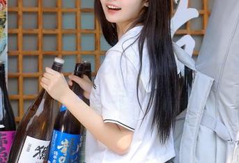 黑瓜+吃瓜网址=分享一颗疯狂的八卦心！
