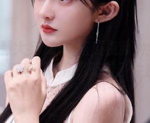 最新吃瓜视频大全：不小心就被甜蜜“薯条”吸引了注意力～