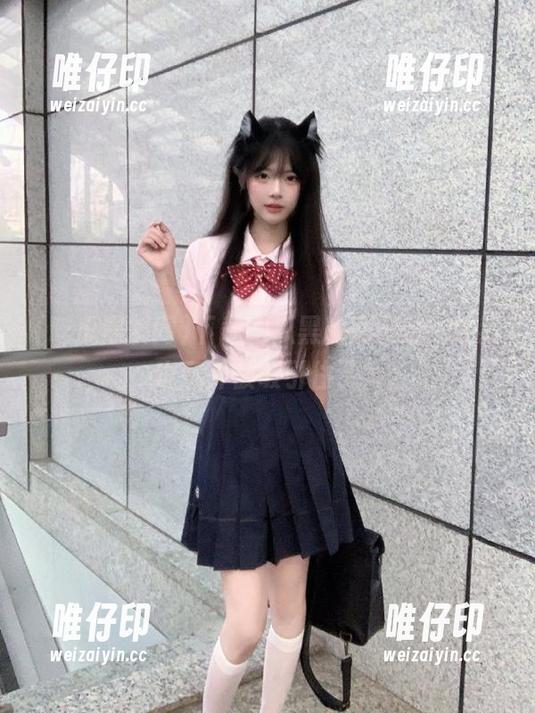下载吃瓜黑料网网址，连我也意外被吸引住了...