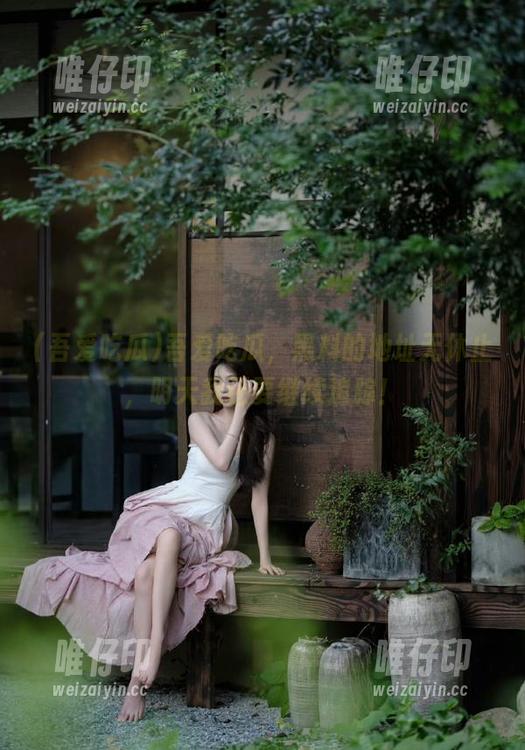吾爱吃瓜 吾爱吃瓜,黑料的地址无休止,明天我还要继续追踪!