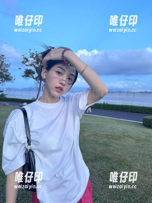 “呱呱爆料51”视频专区，瓜田里○了个○！