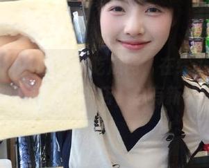 黑料吃瓜网，在线入口就像人流量旺的串串店，总有新鲜事！