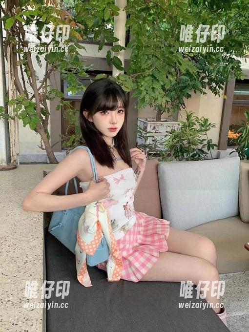 吃瓜也要永久战斗，快来下载黑料吃瓜网！