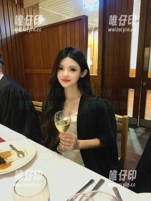观看黑料吃瓜网时，发生的那些“懵逼”瞬间，全场哗然在线！
