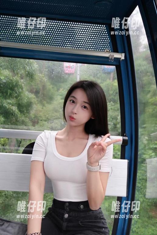 黑料吃瓜网页版官网：有人在这儿，真真实实不说他自己！