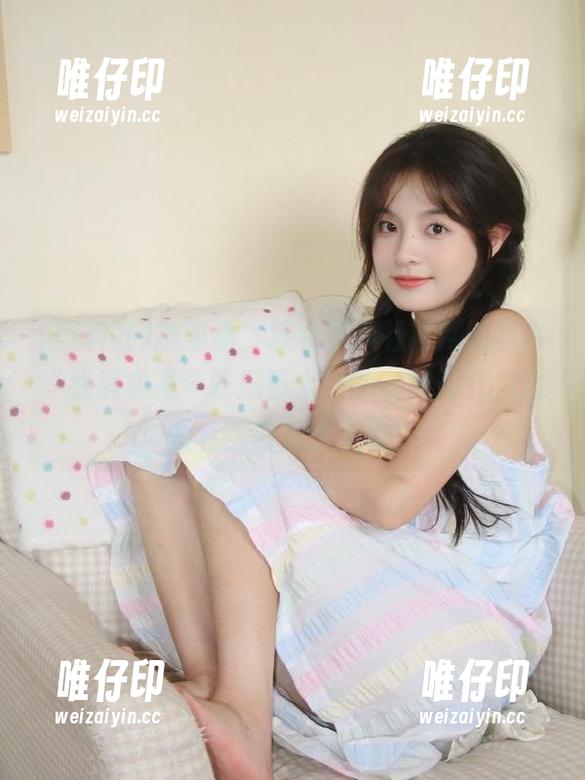 敲黑板，观看黑料社官网时有种“我确实是个吃瓜群众”的老实劲儿，透漏着我的八卦灵魂！