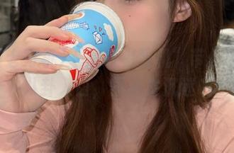 “黑料老司机”带你畅游各种八卦入口,不要太沉迷哦!