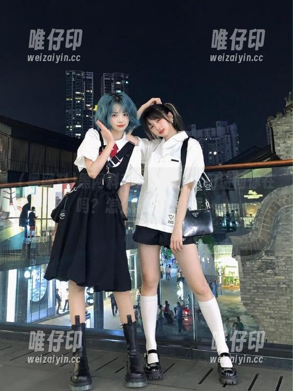 黑网料苹果版，开个门请问你在吗？怎么总打不开啊！
